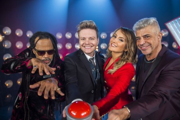 >> VIRA OU NÃO VIRA? Novo jurado do 'The Voice Brasil' (Globo), Michel Teló se reuniu pela primeira vez com os colegas Carlinhos Brown, Cláudia Leitte e Lulu Santos; a atração volta ao ar em outubro