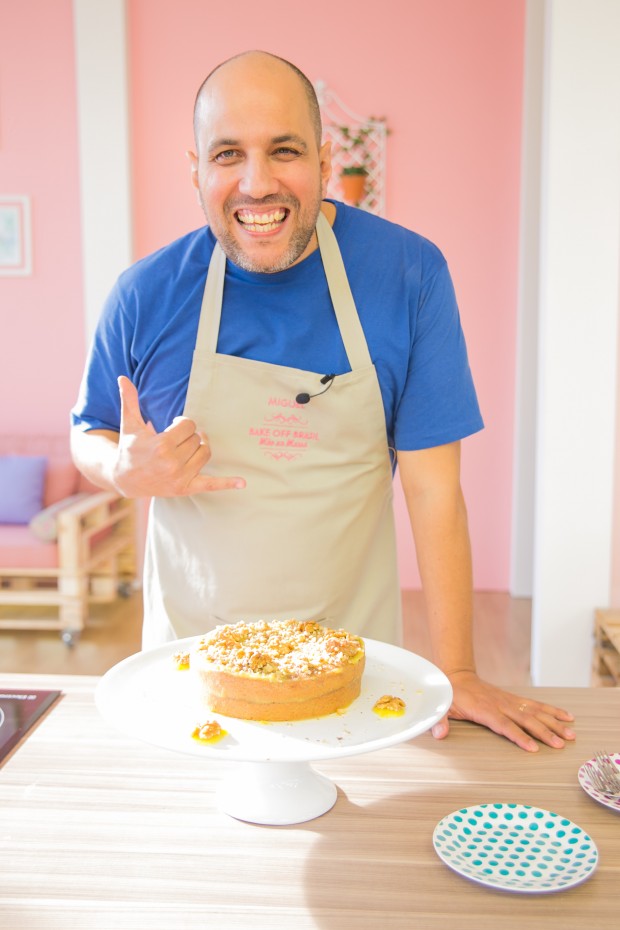 Miguel, competidor do 'Bake Off Brasil -Mão Na Massa' (SBT) (Artur Igrecias/Divulgação)