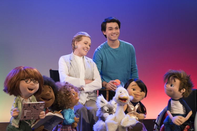 Netflix, the world’s leading Internet TV network, announced today that award-winning actress Julie Andrews will star in Julie’s Greenroom, a new preschool show from The Jim Henson Company that features an all-new puppet cast of kids learning about the performing arts. The series will be available exclusively to Netflix members globally in early 2017. From left; Yomo, Bingo, Fizz, Julie Andrews, Gus (Guillian Gioiello), Toby, Hugo, Nimble and Hank, shown. (Photo: Ali Goldstein/Netflix)